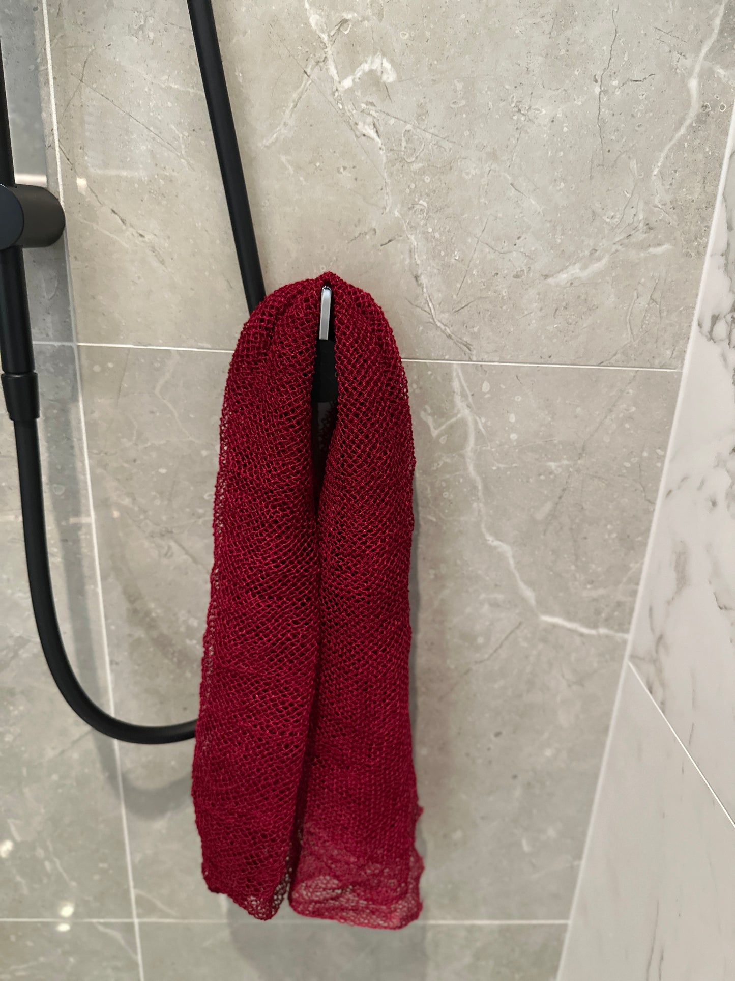 African Net Sponge - Maroon