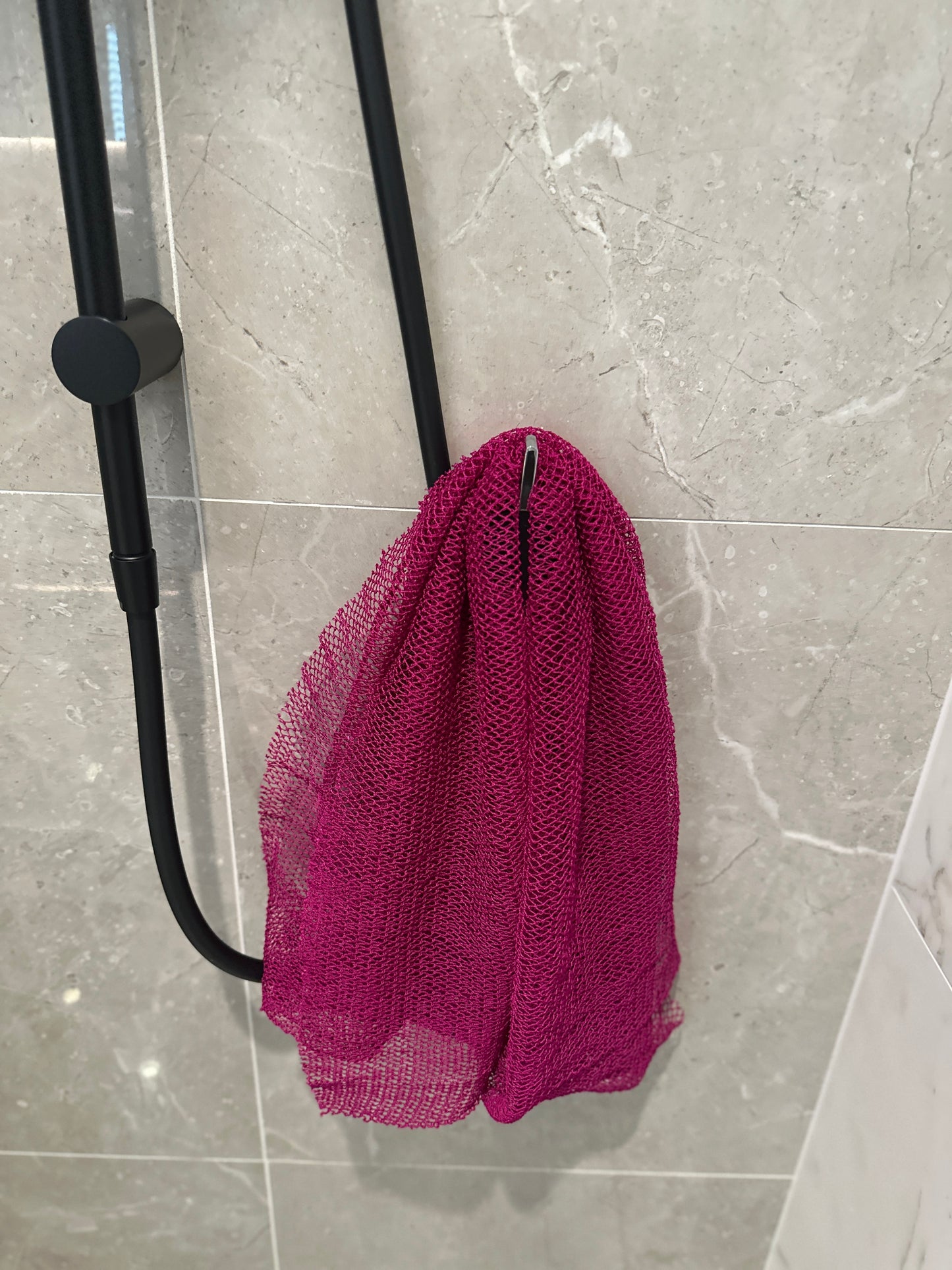Éponge filet africaine - Rose framboise foncé